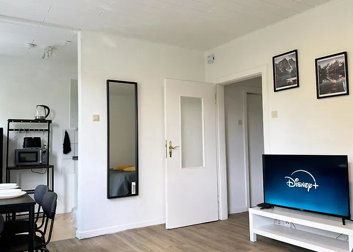 Schoenes Studioapartment Uni Naehe, Wlan, 4 Gaeste Essen
